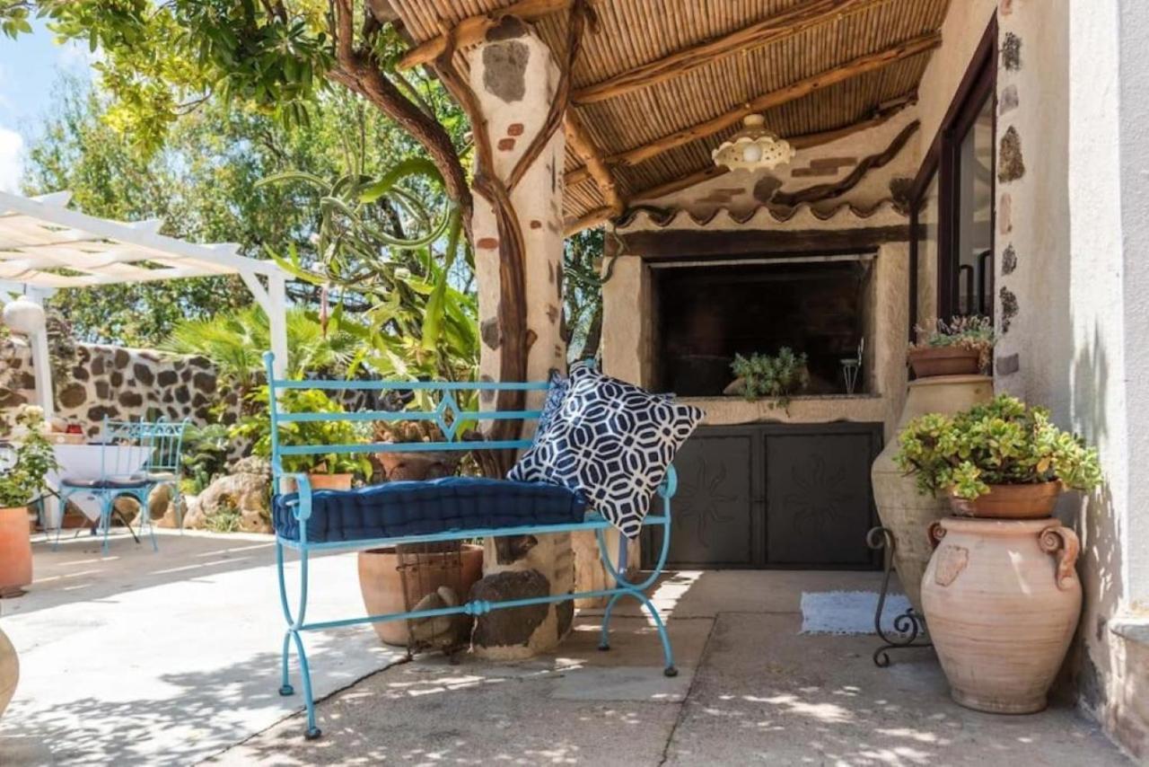 Villa Con Immenso Giardino Orosei Extérieur photo