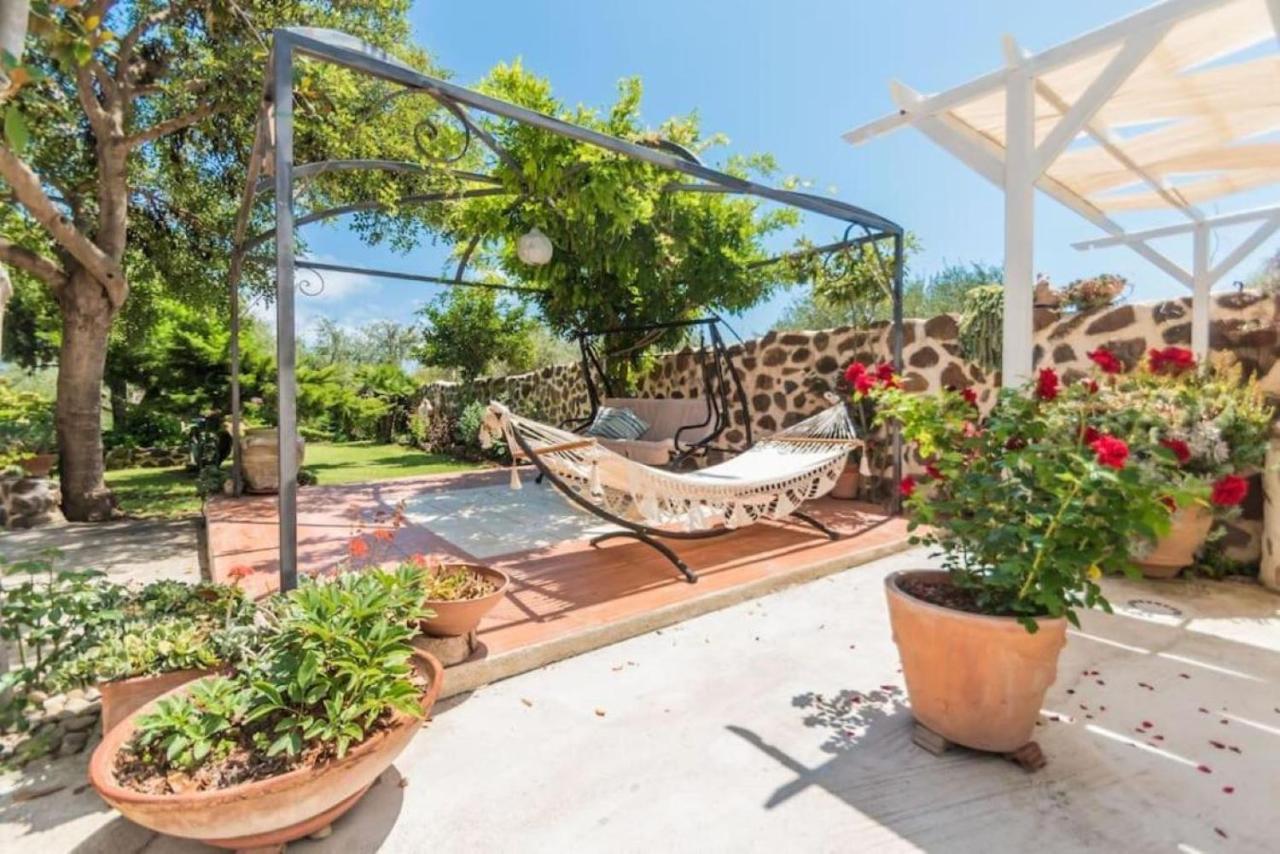 Villa Con Immenso Giardino Orosei Extérieur photo