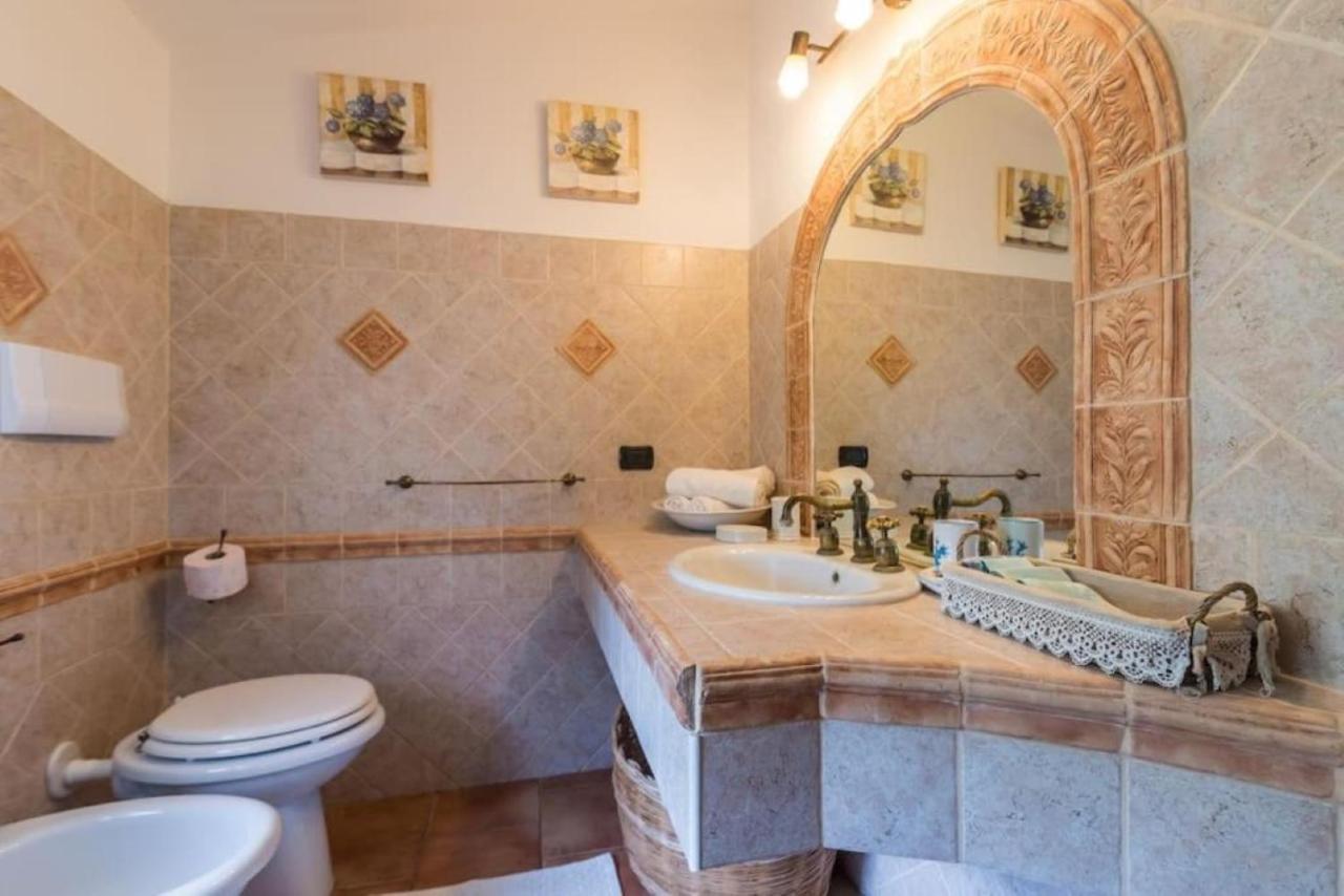 Villa Con Immenso Giardino Orosei Extérieur photo